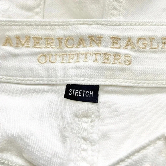 AMERICAN EAGLE 🦅 | Stretch High-Rise White Shortie Short Size 8 (NWOT) - Picture 8 of 9